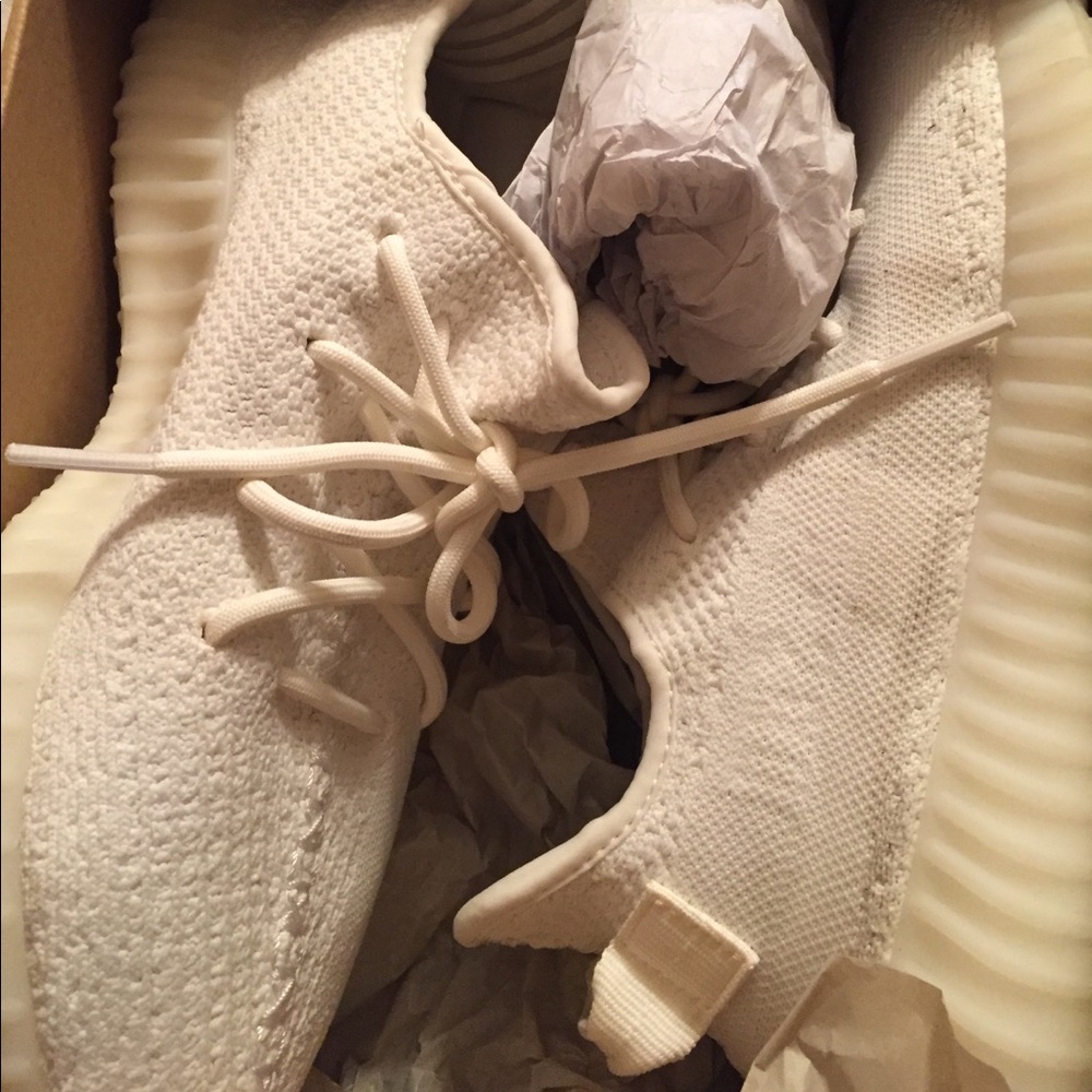 Size 7.5 Yeezy Boost 350